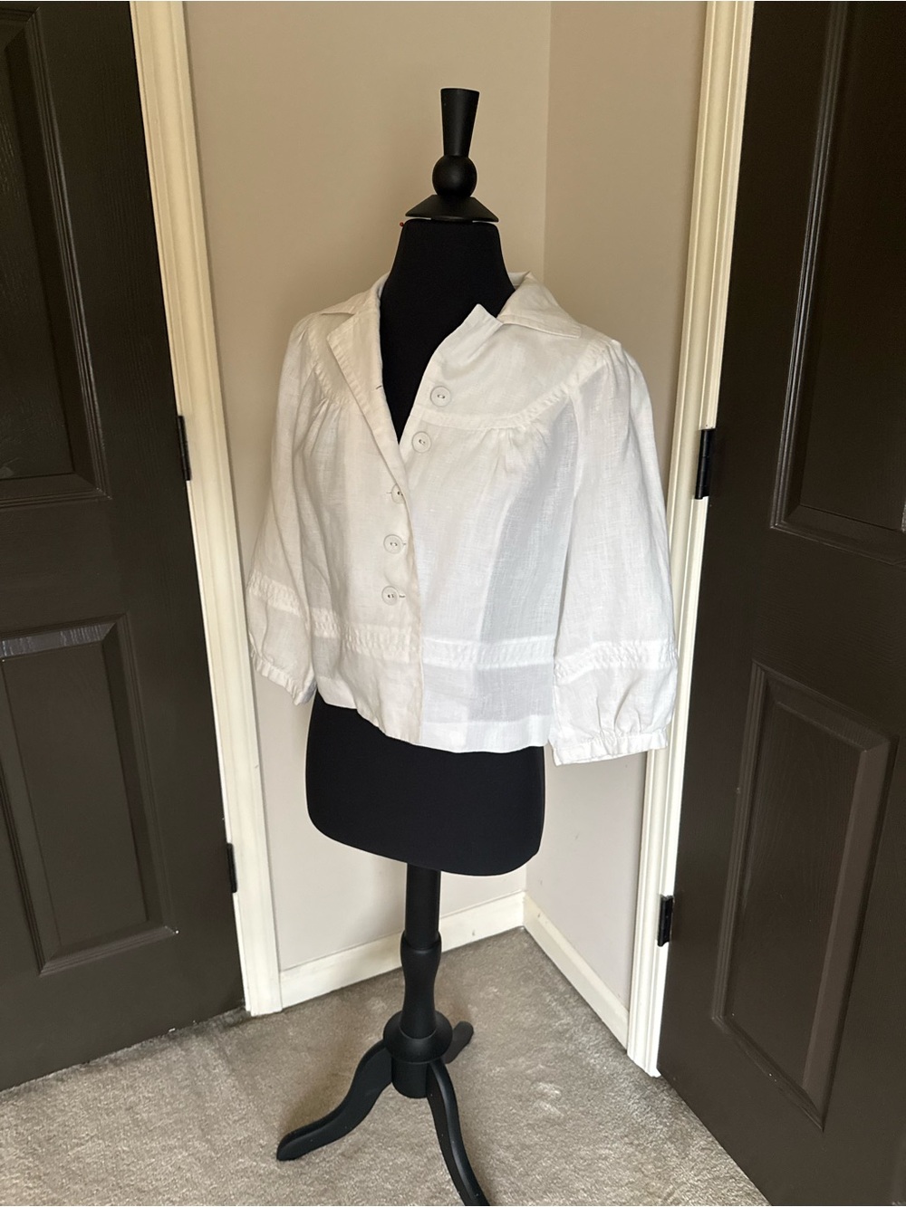 Grace Elements White Linen cropped Button-Front Jacket with Puff Sleeves